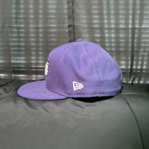 Los Angeles Lakers fitted flatbill Hat - Picture 2 of 4